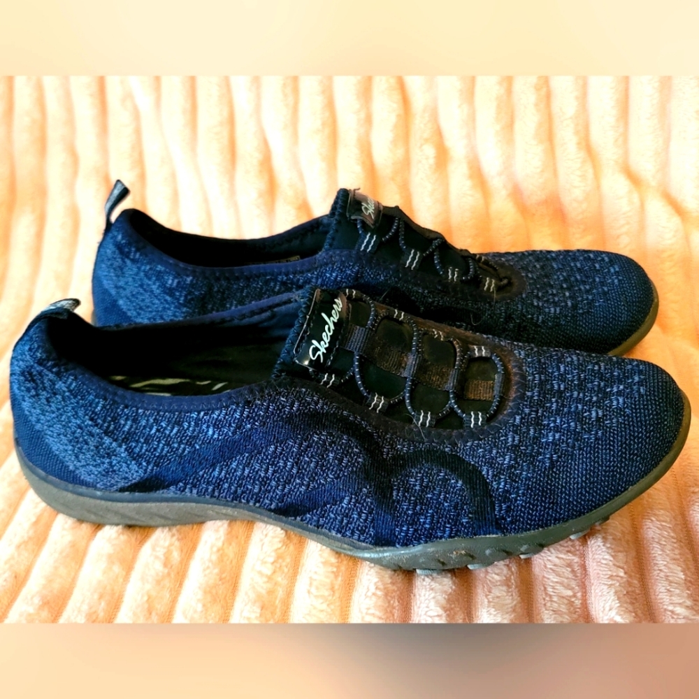 Sketchers Relaxed fit shoes